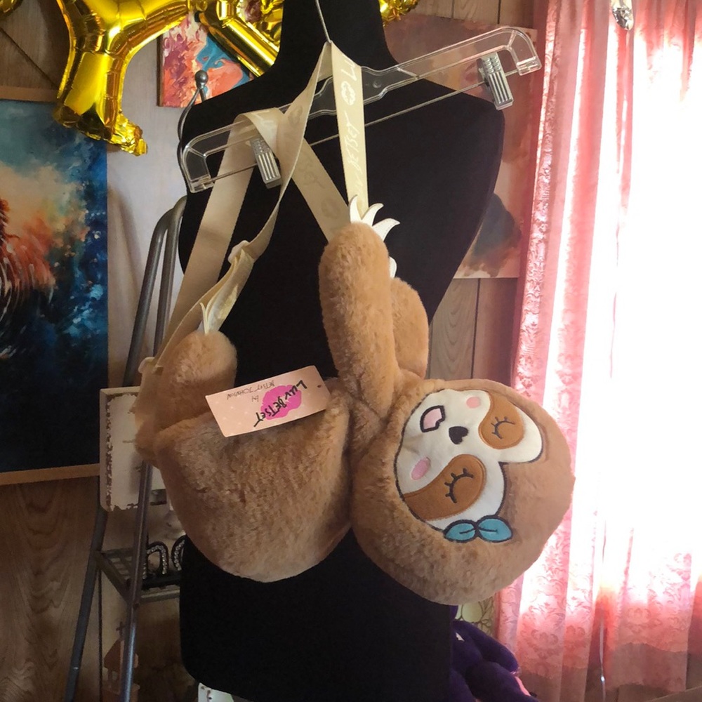NWT Betsey Johnson Fluffy Tan Sloth 🦥 Backpack 🎒